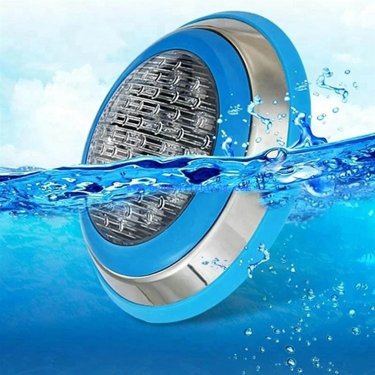 underwater flood light