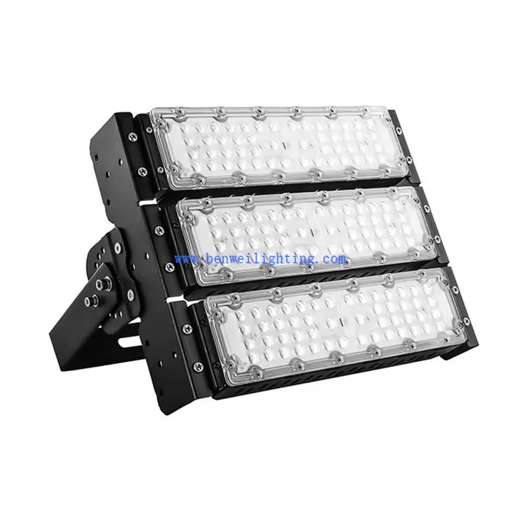 High-Pole Stadium Light (3)