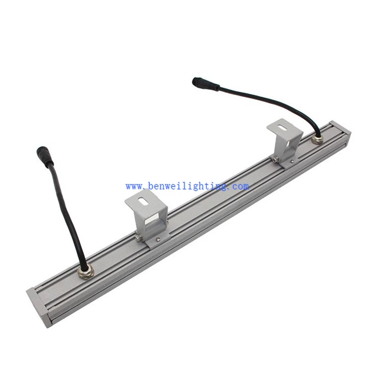 recessed wall washer